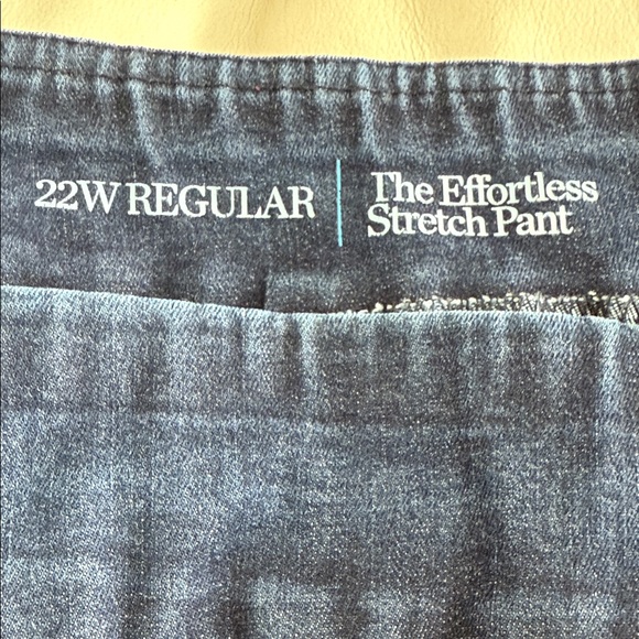 Plus Size Croft & Barrow® Classic Pull-On Straight-Leg Jeans - Picture 8 of 14